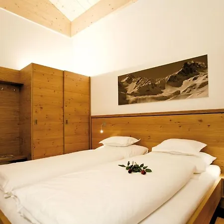 Pensión Tannberg 4*