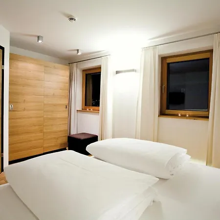 Tannberg Pensión 4*